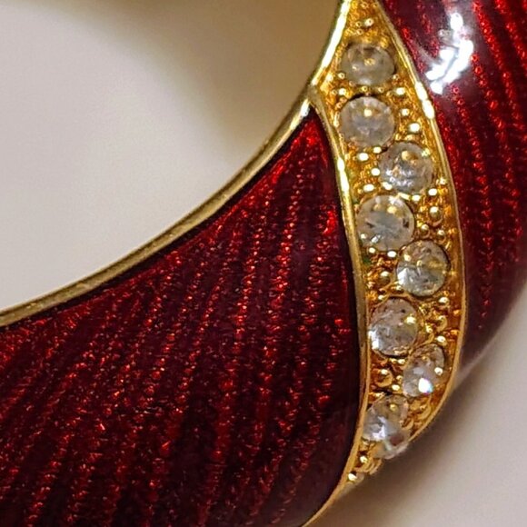 Vtg JBK Jackie O Faux Diamond Red Cranberry Enamel Gold Clamper Bangle Bracelet - Picture 6 of 8